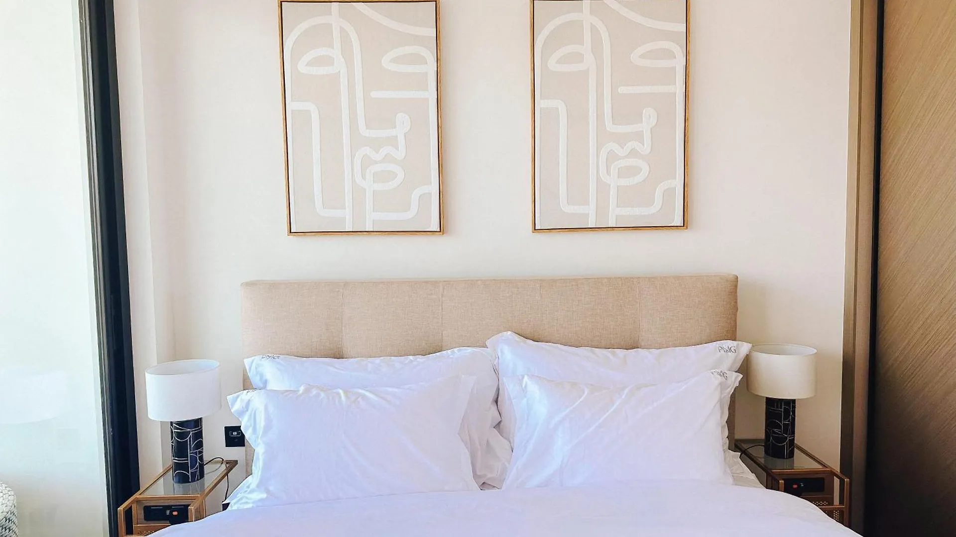 Waterfront apartment with Burj Khalifa views in Business Bay Dubai